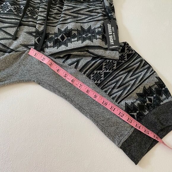Carbon Jogger Shorts Rue21 Aztec Tribal Print Gray Black Size Small NWT - Picture 7 of 7